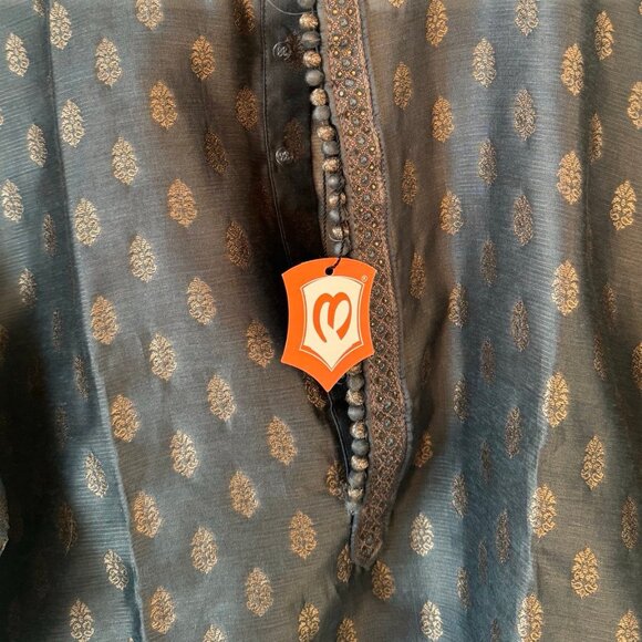 Manyavar Grey Kurta Pajama Set With Golden Motif (sherwani) - Picture 5 of 9